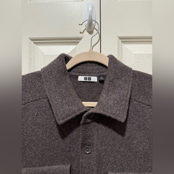 Uniqlo Lambswool 100% Unisex Brown Cardigan , size XS - Picture 6 of 10